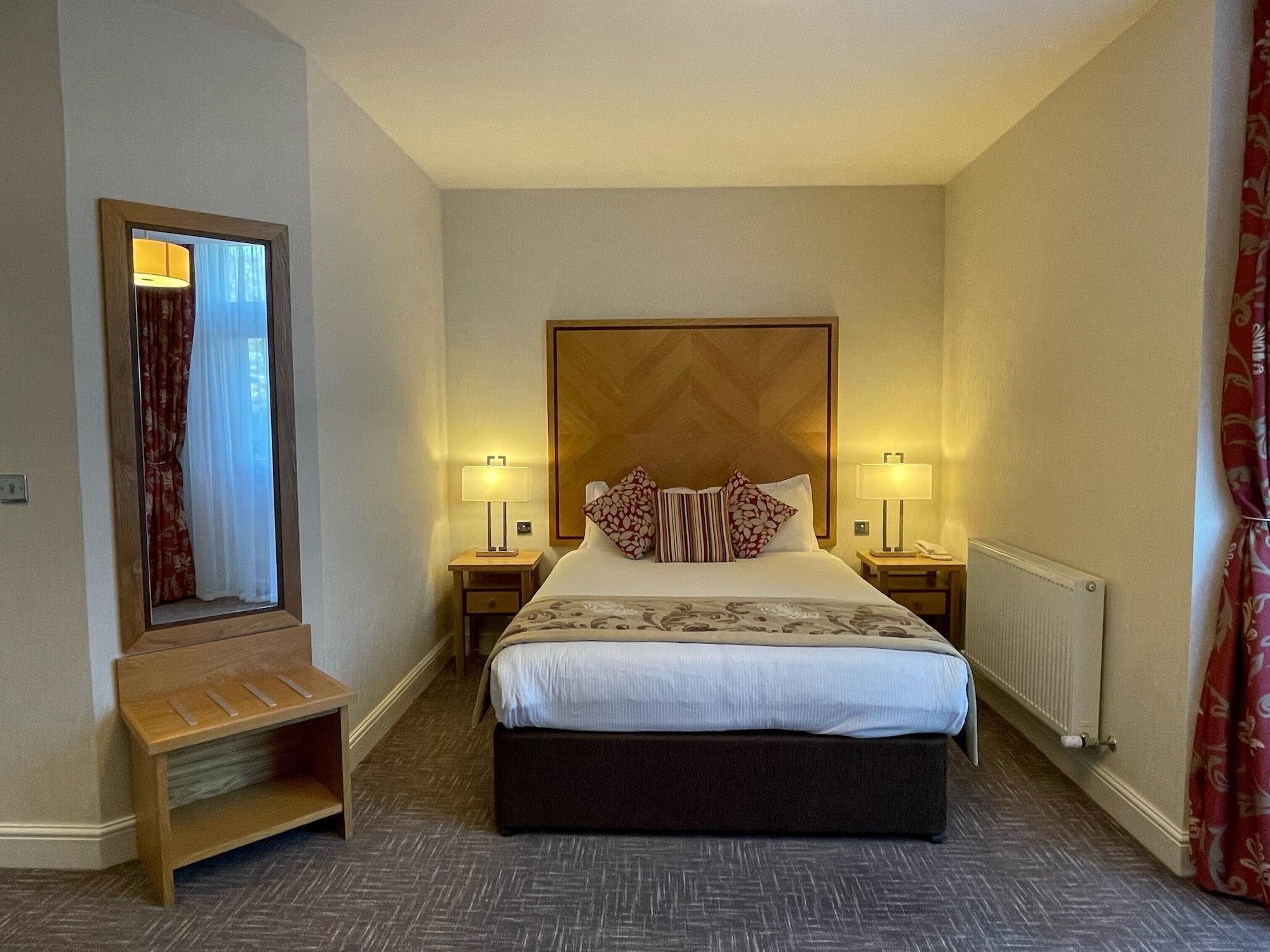 Best Western Homestead Court Hotel เวลลินการ์เดนซิตี ภายนอก รูปภาพ