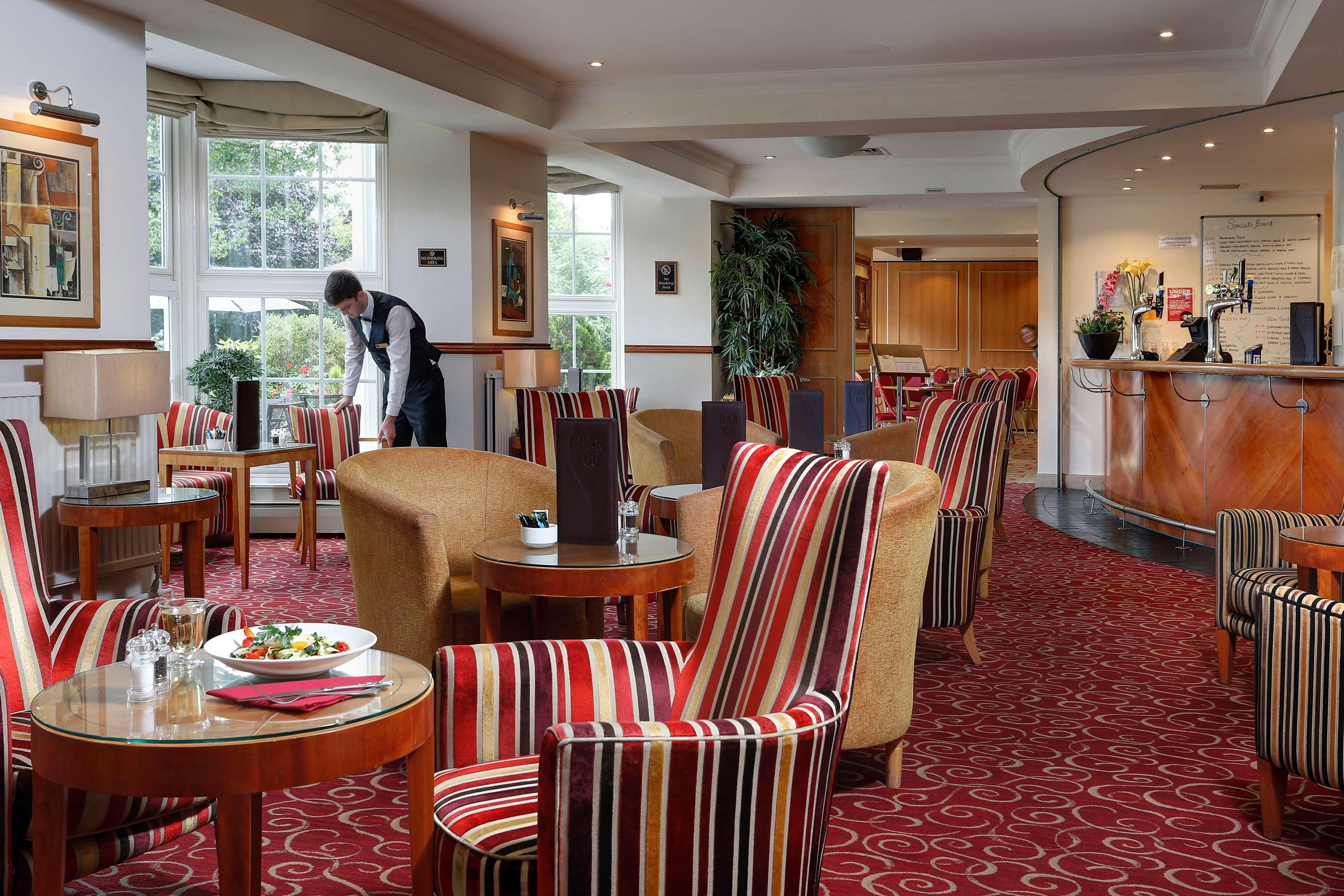 Best Western Homestead Court Hotel เวลลินการ์เดนซิตี ภายนอก รูปภาพ