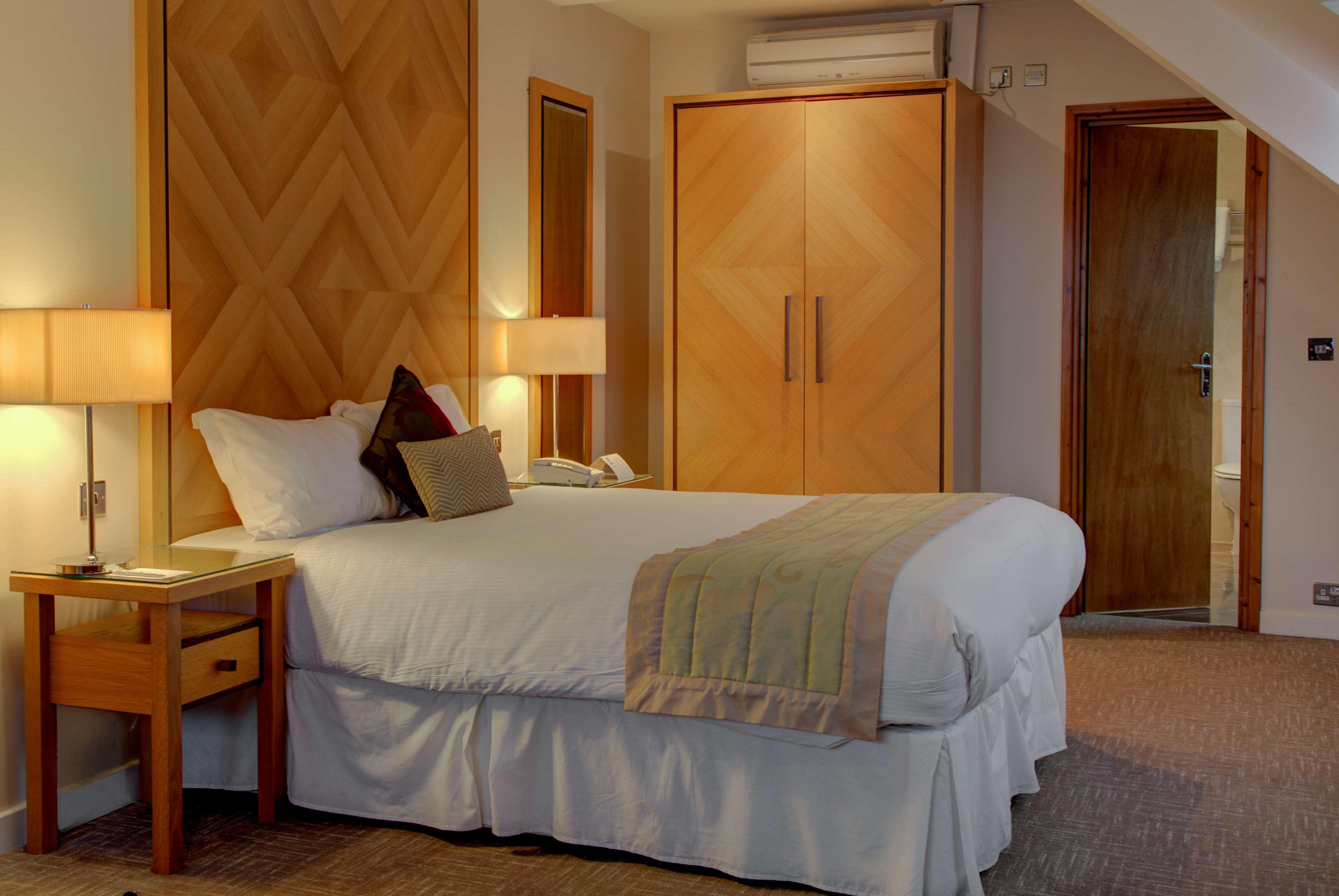 Best Western Homestead Court Hotel เวลลินการ์เดนซิตี ภายนอก รูปภาพ