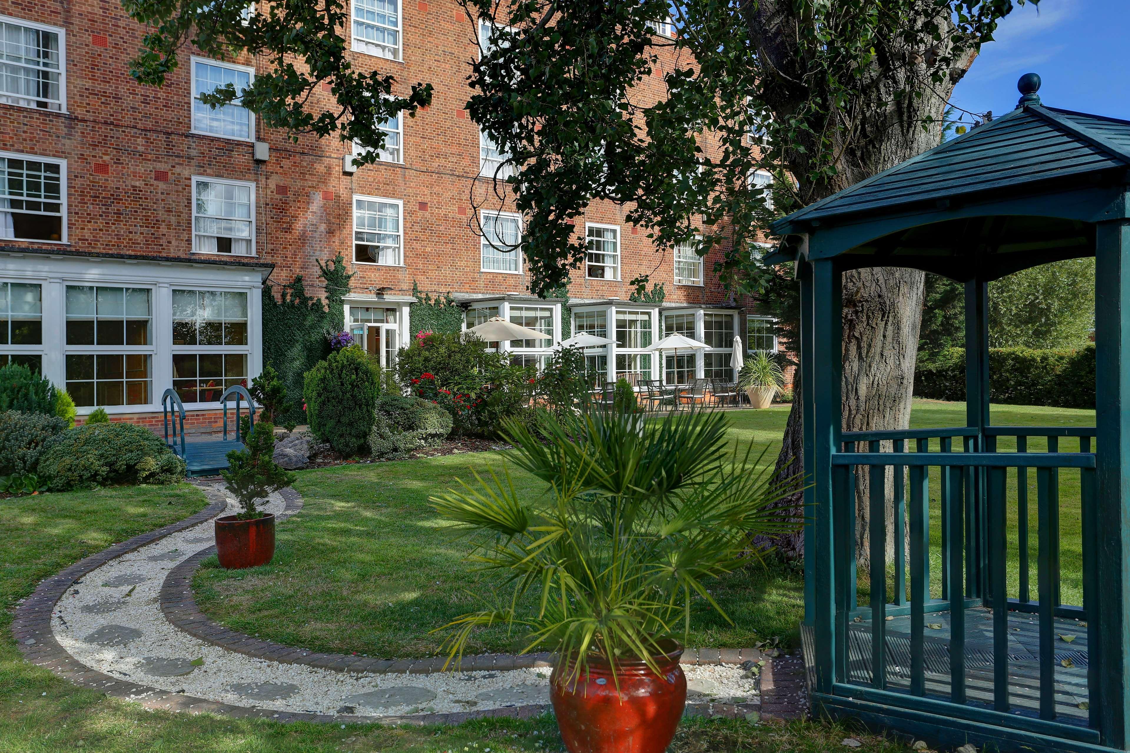 Best Western Homestead Court Hotel เวลลินการ์เดนซิตี ภายนอก รูปภาพ