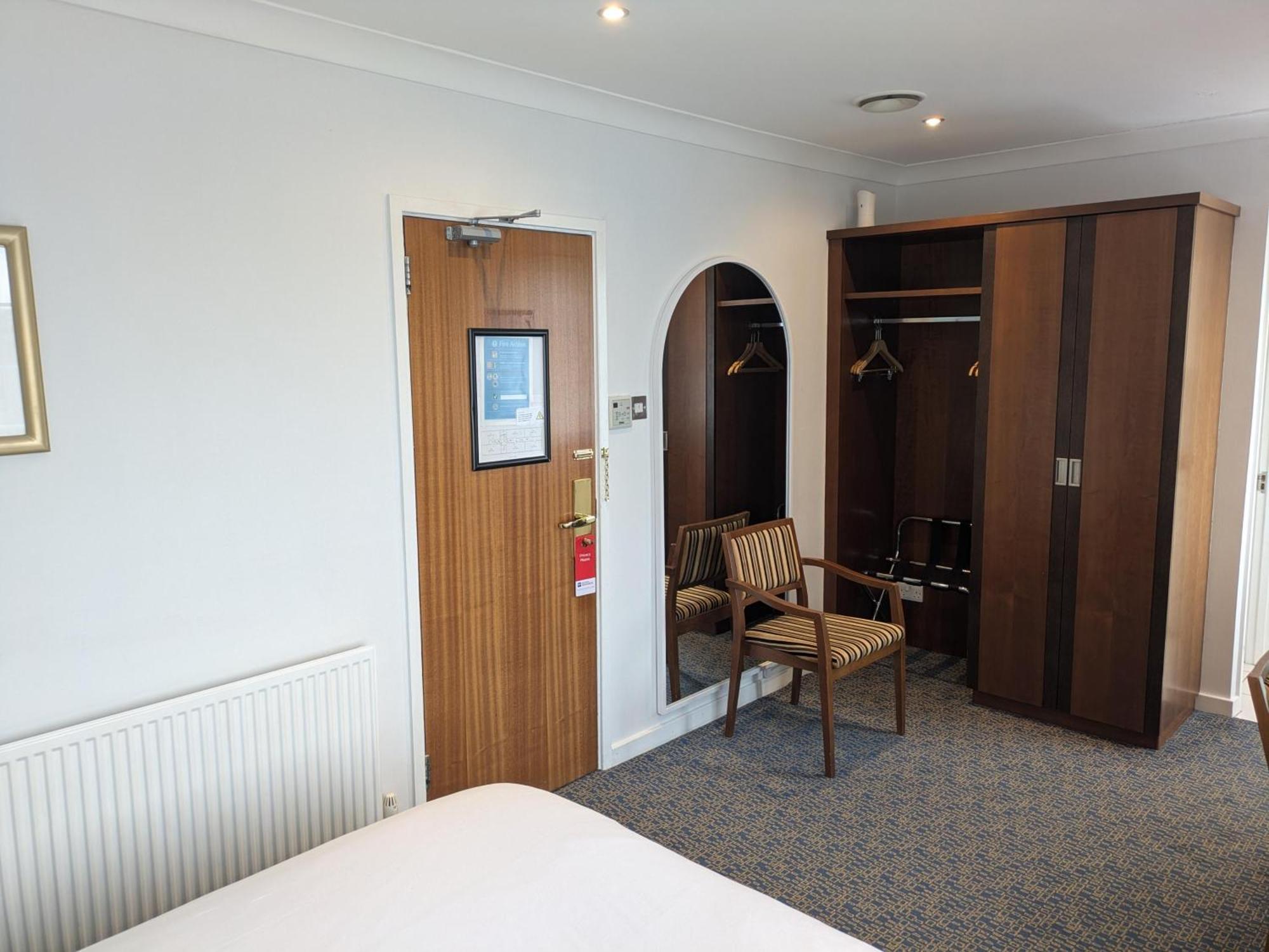 Best Western Homestead Court Hotel เวลลินการ์เดนซิตี ภายนอก รูปภาพ